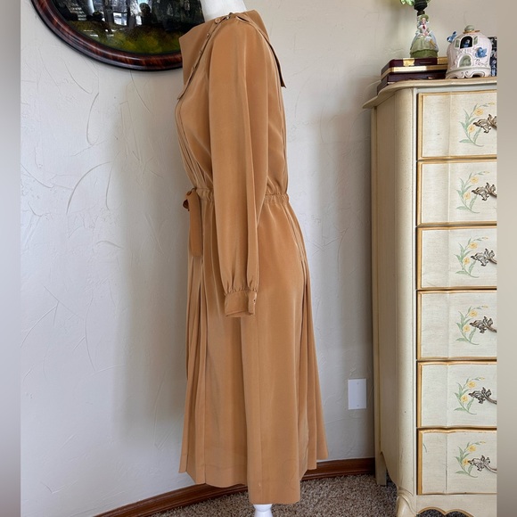 Rare Vintage Tokyo Designer Midi Dress | Asymmetric Button Neckline - Picture 4 of 9